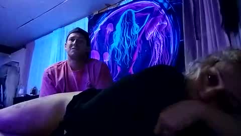 Twocrazy85 online show from February 8, 7:56 am