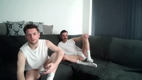 RyanRowan online show from June 14, 5:04 pm