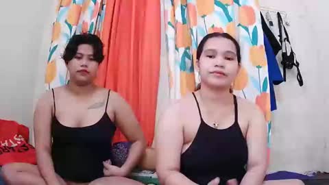 Lyn and lea online show from March 12, 11:54 pm