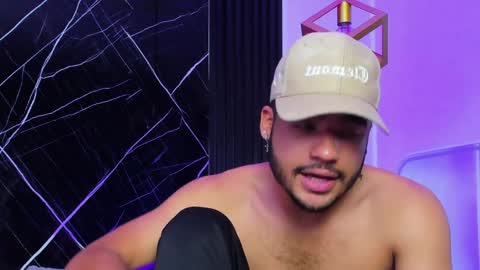 tyagofdef online show from April 8, 12:35 am