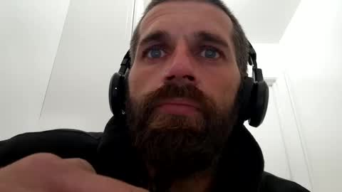 Snapshot of tylerweist727678265 chatting on September 10, 8:04 am tylerweist727678265 online show from September 10, 8:04 am