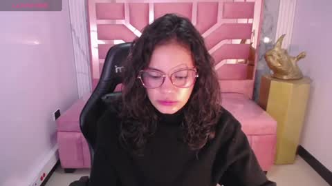 TYNA  online show from January 3, 4:16 pm