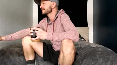 Tyrone Mattias online show from January 17, 8:44 pm