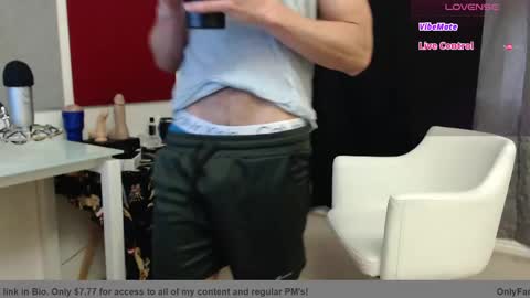 Tyrone Mattias online show from March 4, 10:05 pm