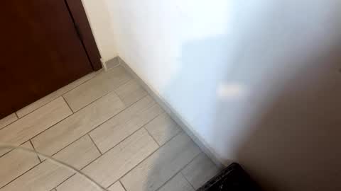 uesus online show from January 12, 6:15 pm