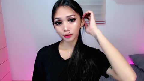 urbbgirl alliah online show from January 18, 10:57 am