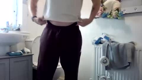 uk39bidad online show from September 22, 1:15 pm