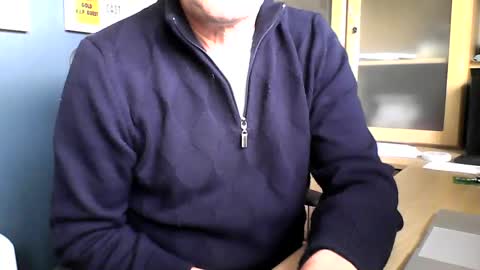 mark online show from March 20, 1:49 pm