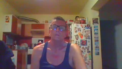 ulmeni4 online show from April 5, 9:23 pm