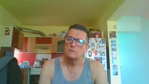 ulmeni4 online show from March 23, 10:31 am