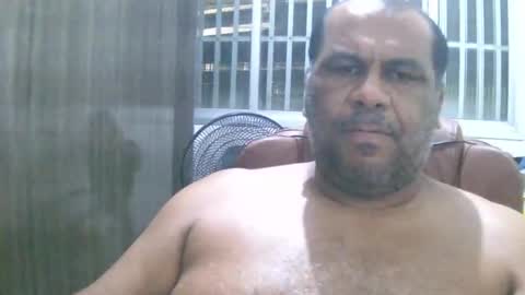 ulmo_br online show from November 12, 1:19 am