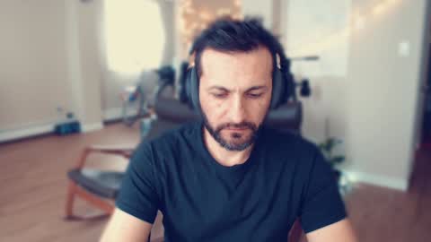 ultratoaster online show from January 30, 9:36 pm