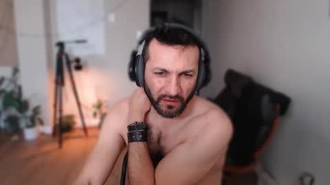 ultratoaster online show from January 27, 7:03 pm