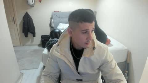 hi im mike tyson -  online show from November 2, 7:14 pm