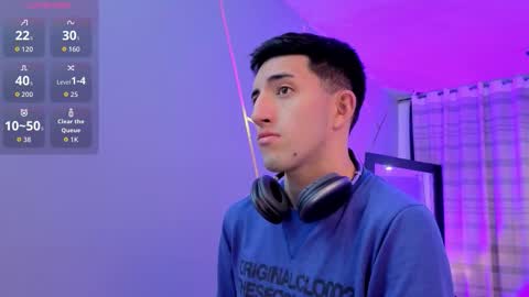 un_sluttyy online show from December 15, 11:28 am