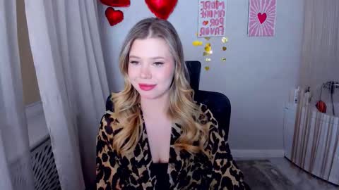 Alice online show from February 22, 7:38 pm