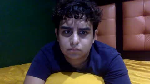 Snapshot of unlimitedfantasy chatting on October 10, 5:35 am Thiago online show from October 10, 5:35 am