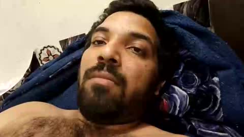 unufathi331 online show from April 27, 10:40 pm