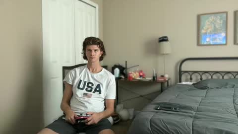 Stepbro online show from October 1, 9:02 pm