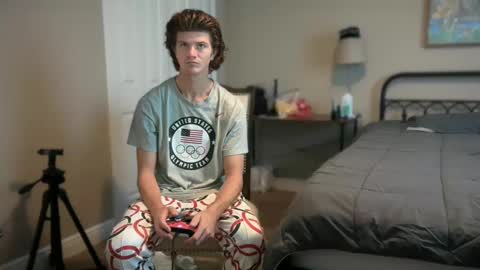 Stepbro online show from October 3, 9:45 pm