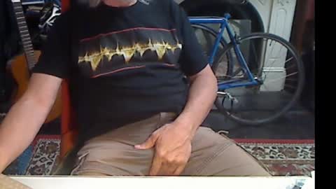 Freddie online show from October 7, 1:45 am