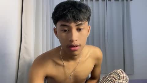 ur_fuckerbttm online show from November 12, 1:24 pm