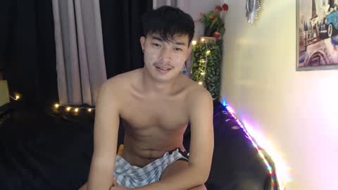 ur_hugechinito online show from March 3, 4:36 am