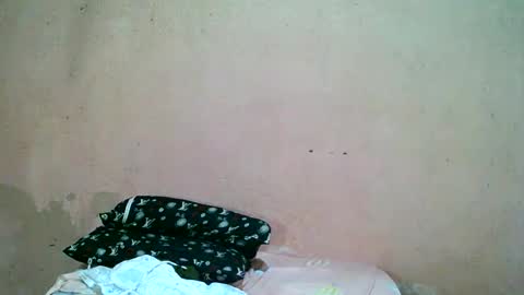 ur_sexybabe_ehra online show from May 26, 12:11 pm