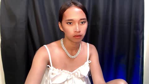 Ellie online show from November 30, 4:03 pm