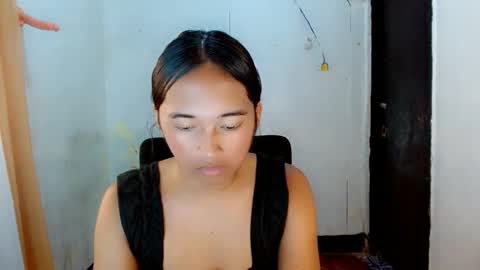 Ellie online show from March 24, 12:00 pm