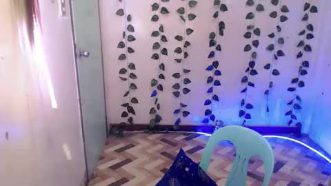 chesca online show from March 21, 12:05 am