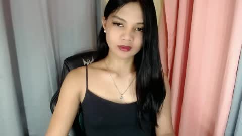 urasian_latinaxxx online show from May 28, 5:49 am