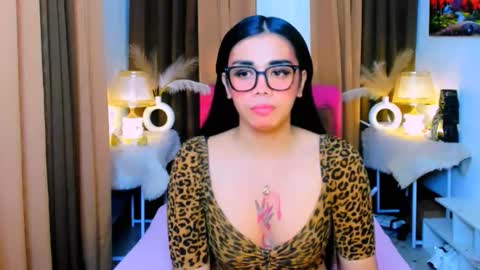 Olivia online show from January 7, 3:22 am