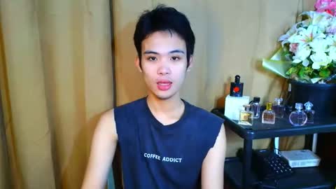 urasiancumboix2 online show from November 22, 11:46 pm