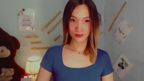 urblossom_harahxxx online show from February 19, 8:10 pm