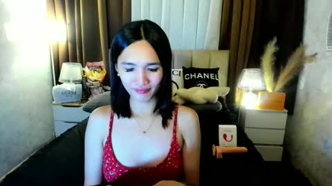 urblossom_princess online show from November 5, 7:05 pm