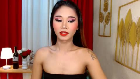 Snapshot of urcaptivatingmaria chatting on October 12, 11:28 pm UrCaptivatingMaria online show from October 12, 11:28 pm