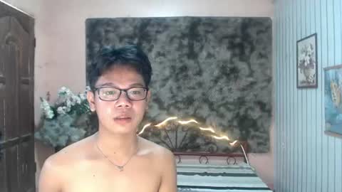urdreamboy_doms online show from July 28, 6:11 am