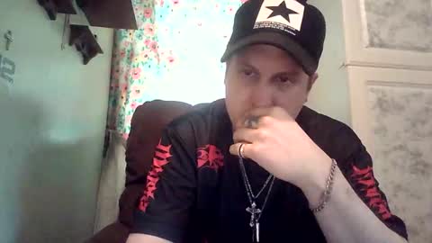 UrFavoriteJoeDirty69 online show from May 25, 11:22 pm