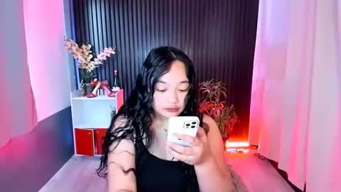 Scarlet online show from November 13, 2:14 am