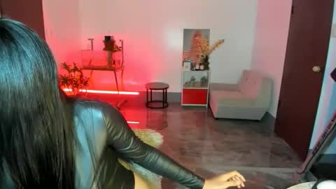 Angela Cullens online show from February 18, 6:04 pm