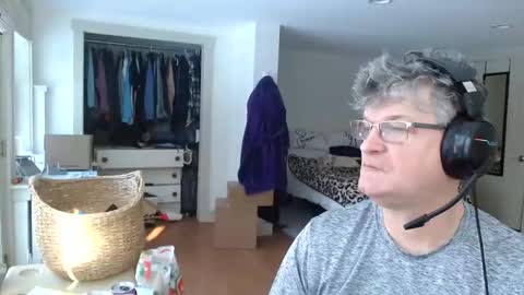 Gregor online show from December 6, 2:55 pm