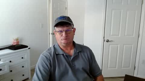 Gregor online show from December 5, 6:49 pm