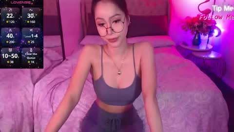 angela online show from February 8, 5:40 am