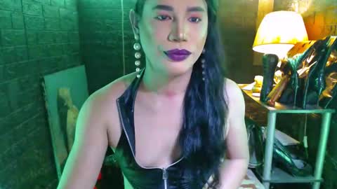 queen norelle online show from February 17, 9:14 pm