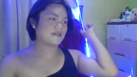 urhottie_bella online show from January 29, 10:27 am