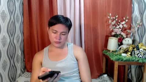 urhunky_ivan online show from February 9, 8:02 pm