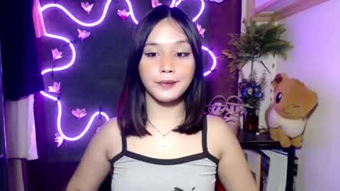 Pia online show from October 20, 8:58 pm