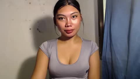 urpinay_sandra69 online show from May 23, 3:46 am