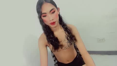 urpretty_mistake online show from February 27, 6:28 am